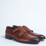 Brown monkstrap with black tips